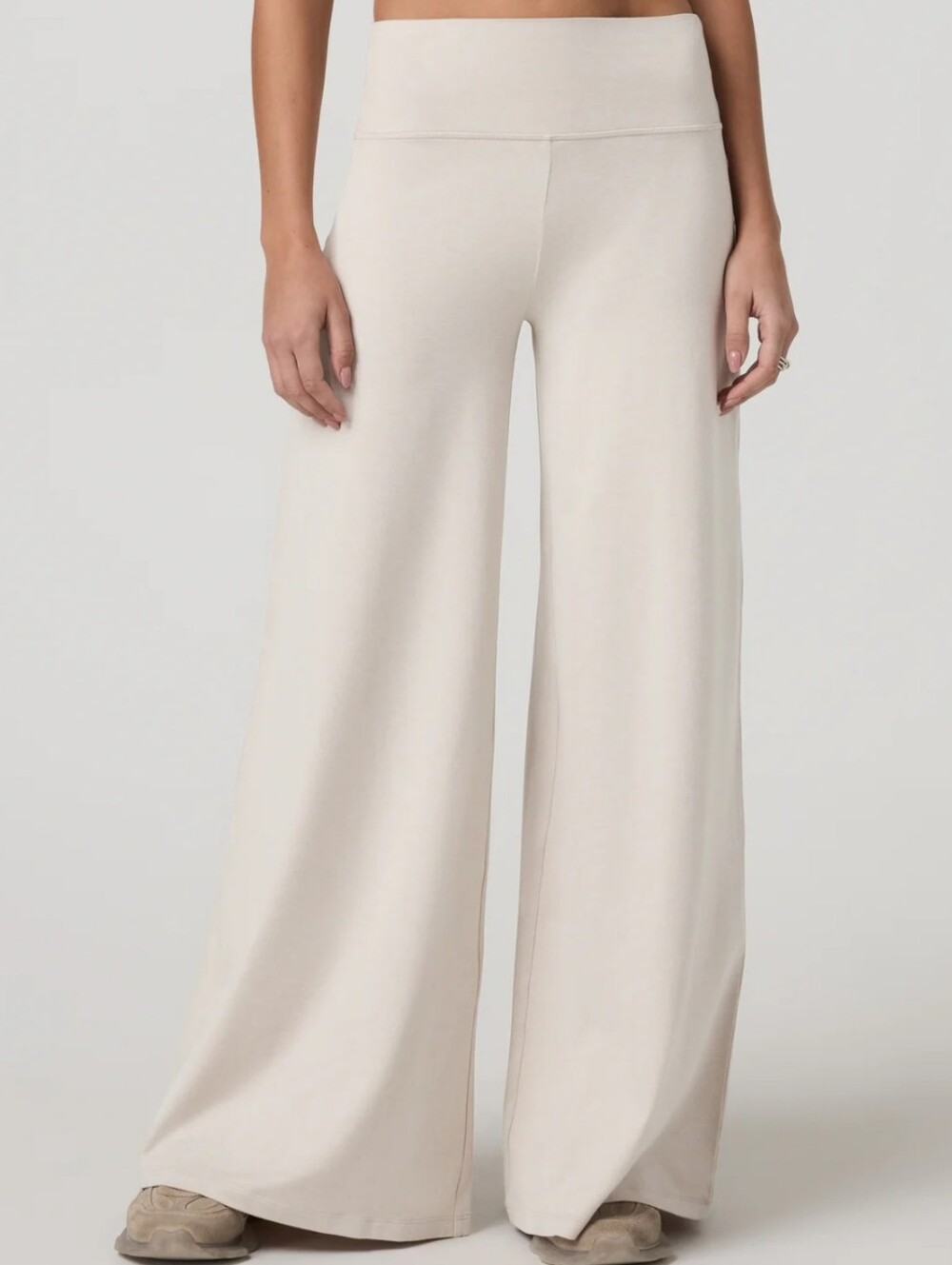 Vuori halo ray wide leg pant ecru heather  Small - Picture 2 of 8